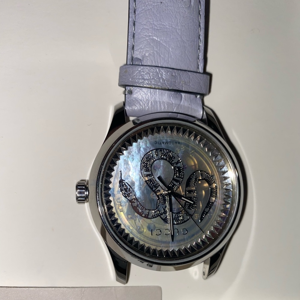 Gucci timeless watch 38mm